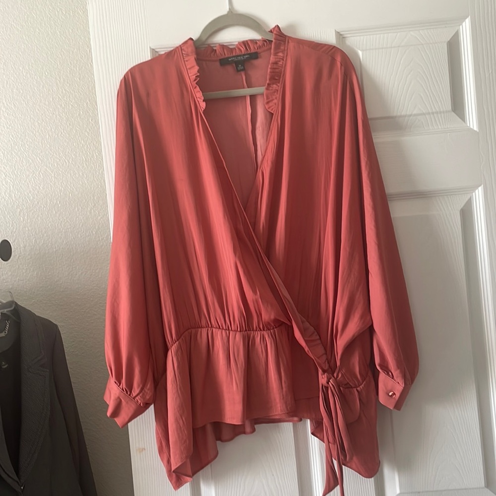 Marc New York blouse with tie on side